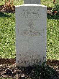 Salonika (Lembet Road) Military Cemetery - Hitchen, Elias